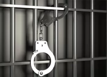 Pusieron tras las rejas a hombre que casi mata a golpes a su pareja