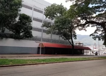 Reportan desalojo la antigua cárcel La Planta en Caracas