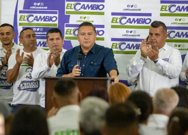 Javier Bertucci candidato