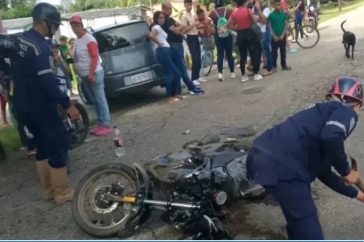 Colisión entre vehículo dejó dos lesionados en Cojedes