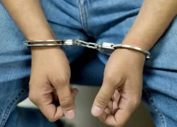 Capturado adolescente que hirió a su padre con una botella (+Detalles)