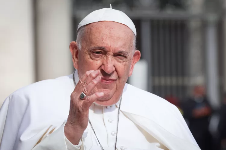 Papa Francisco firmó canonización