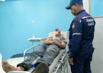 Dos personas fallecidas y dos lesionados en volcamiento de vehículo en El Pao