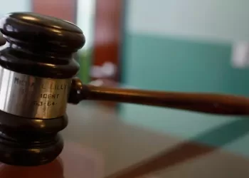 Condenado exfuncionario policial por la muerte de un taxista