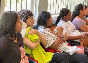 Madres carabobeñas recibieron Kits para sus bebes en Hospital “Dr. Ángel Larralde”