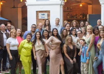 Conversatorio “Probióticos: ¿moda o suplemento?” reunió a especialistas para debatir sobre su impacto en la salud femenina